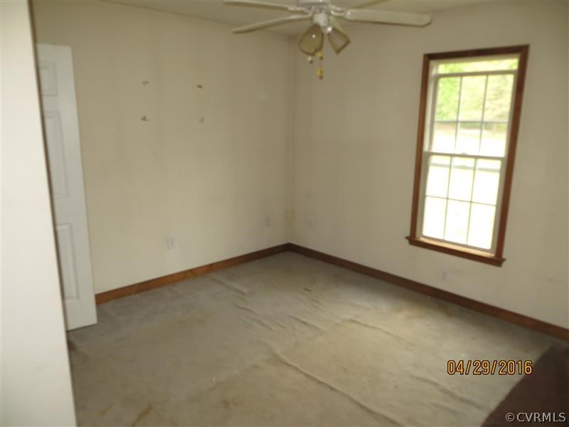 2586 Dorrell Road Aylett, VA 23009 - Photo 6 of 8 Gallery Image 6