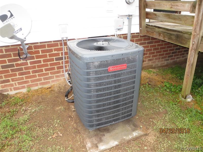 2586 Dorrell Road Aylett, VA 23009 - Photo 7 of 8 Gallery Image 7