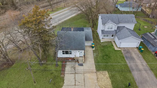 $239,900 | 54 Hillcrest Avenue, Fox Lake, IL 60020