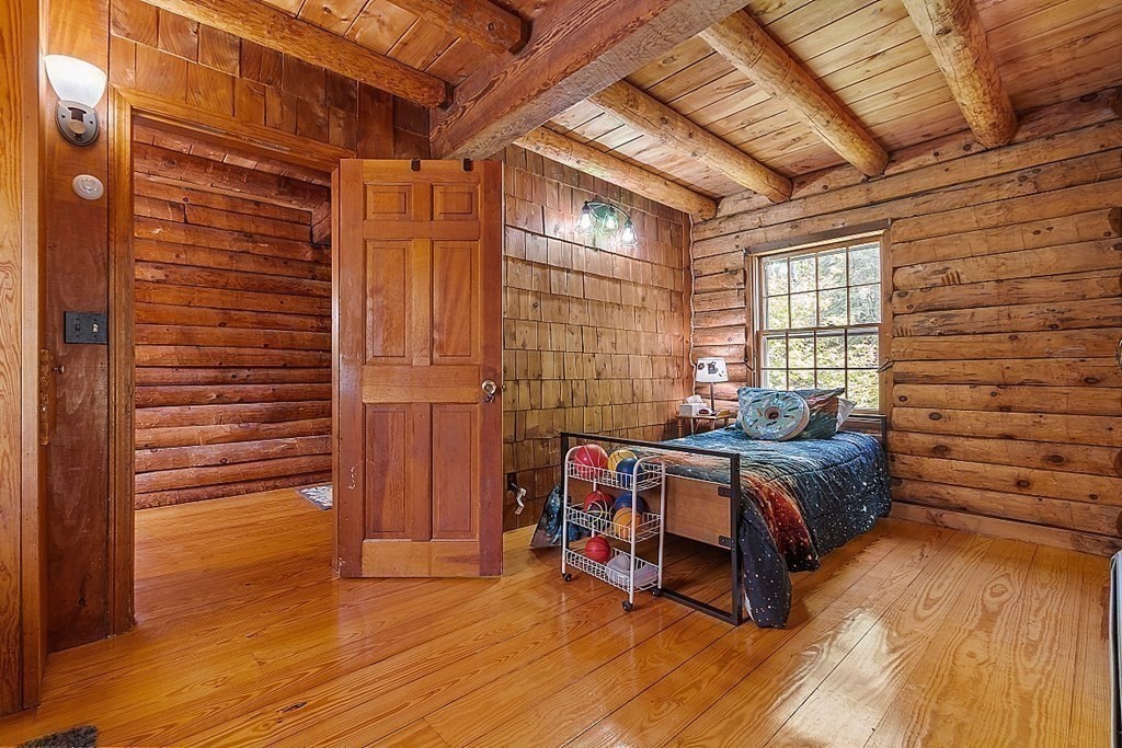 115 Gray Road Templeton, MA 01468 - Photo 19 of 40 a room with furniture and wooden floor