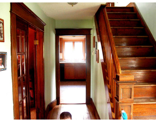 102 Redlands Street Springfield, MA 01104 - Photo 4 of 6 a view of walk in closet