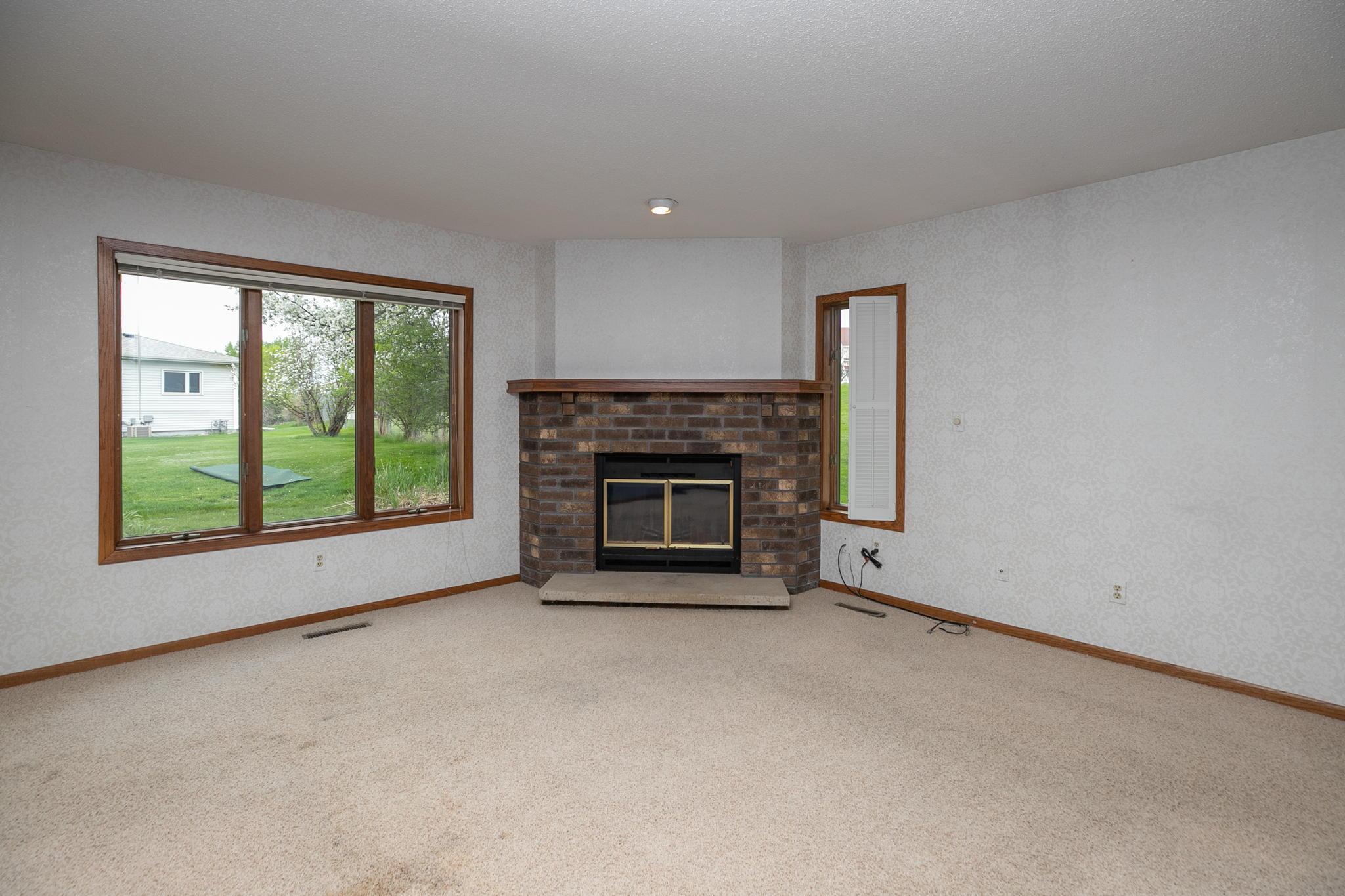 2839 26th Street Northwest Rochester, MN 55901 - Photo 6 of 30 Gallery Image 6