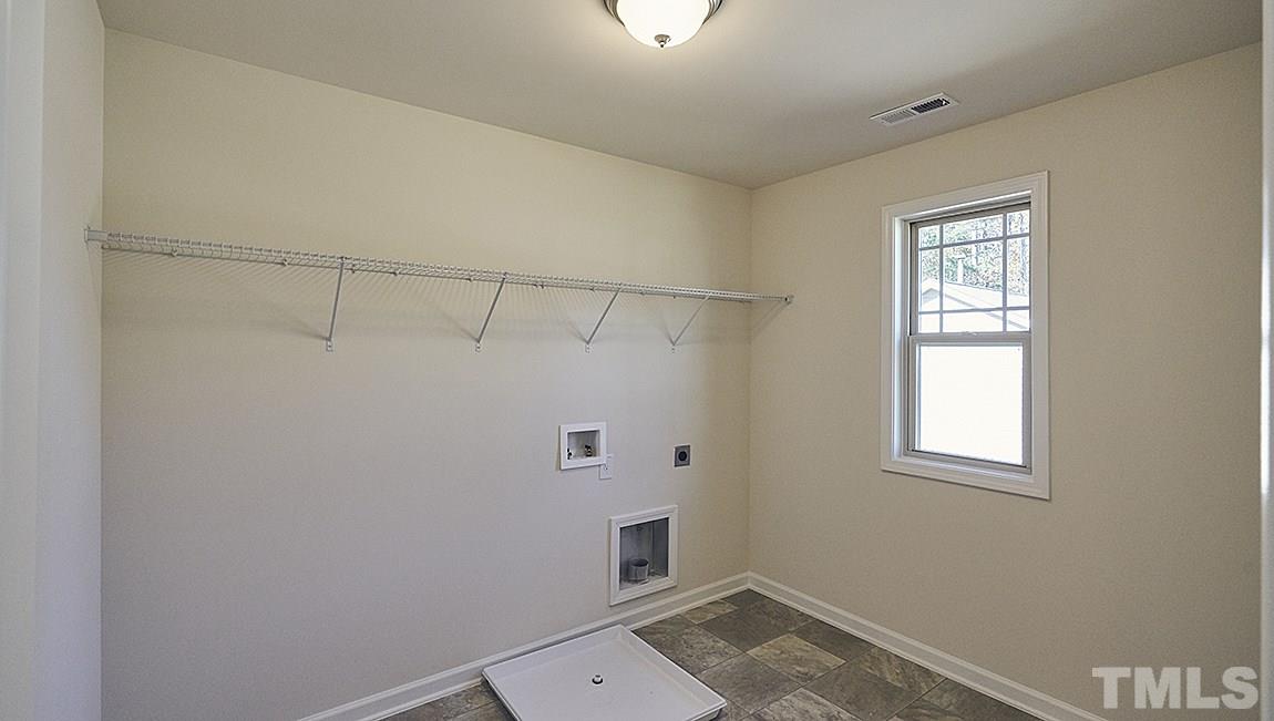 1013 JARRETT BAY Road Willow Spring, NC 27592 - Photo 8 of 21 Gallery Image 8