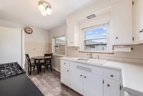 $389,000 | 7701 West Victoria Street, Chicago, IL 60631