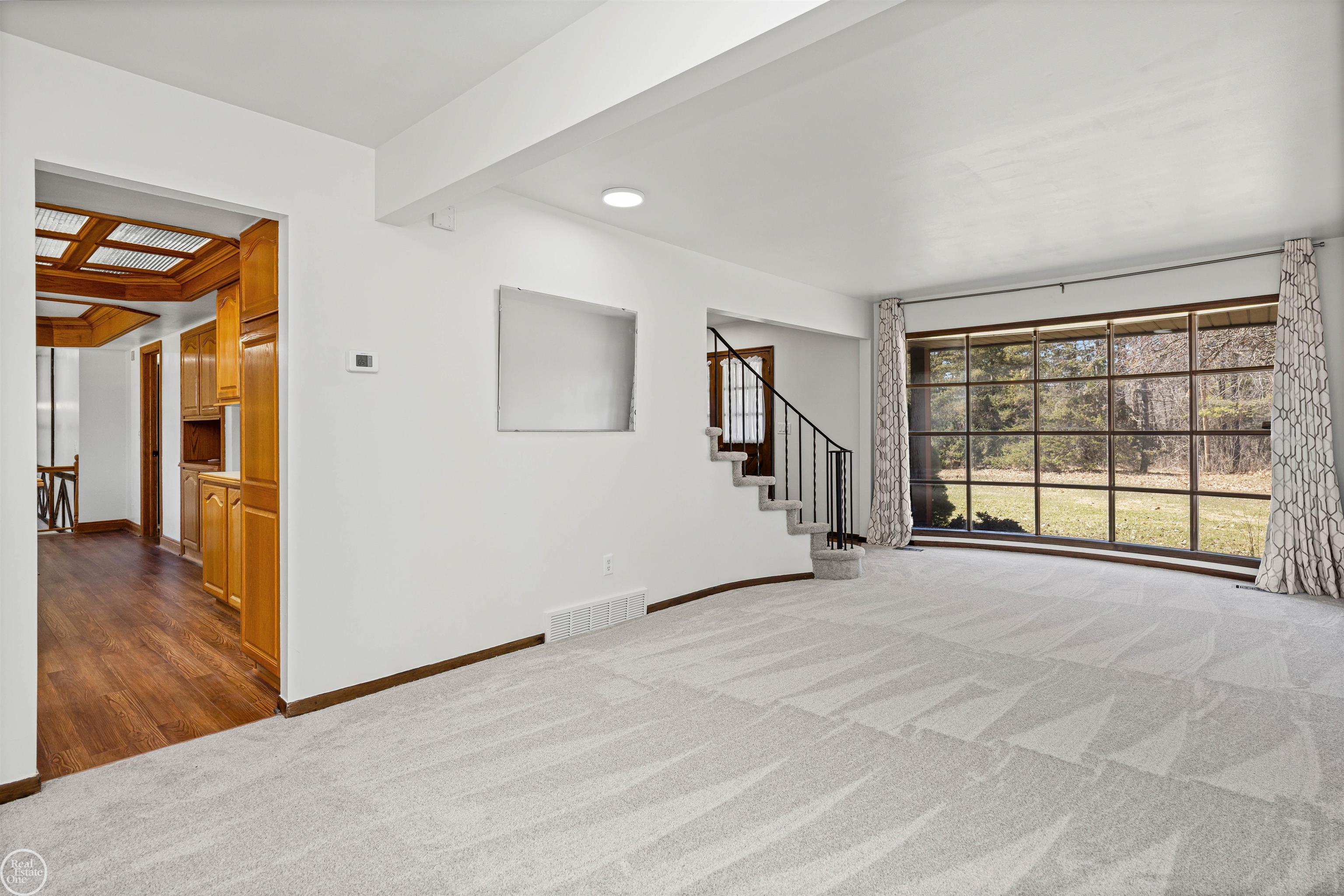 71800 Coon Creek Road Armada, MI 48005 - Photo 5 of 42