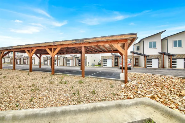 $1,850 | 21200 Portsmouth Cove, Unit 4, Lago Vista, TX 78645