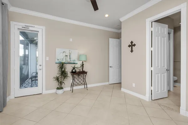 $365,000 | 168 Lake Point Boulevard, Unit 104, Montgomery, TX 77356