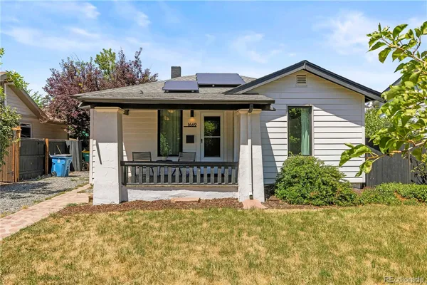 $380,000 | 1669 Dallas Street, Aurora, CO 80010