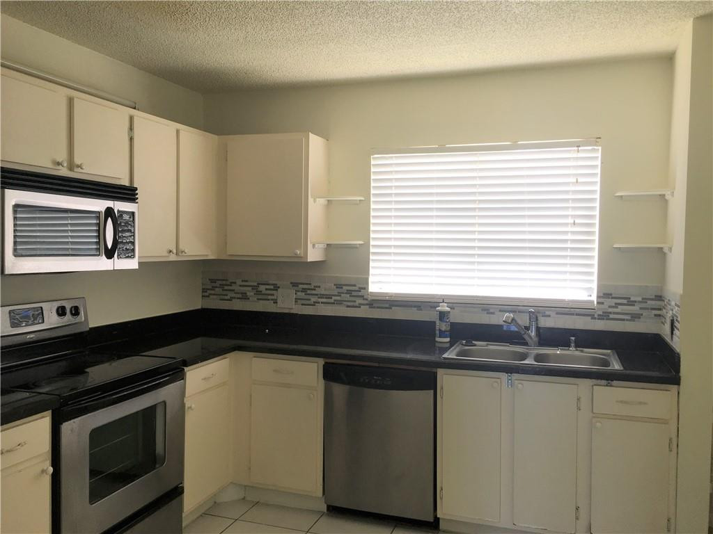 3370 Beau Rivage Drive, Unit A1 Pompano Beach, FL 33064 - Photo 5 of 22 Photo 5