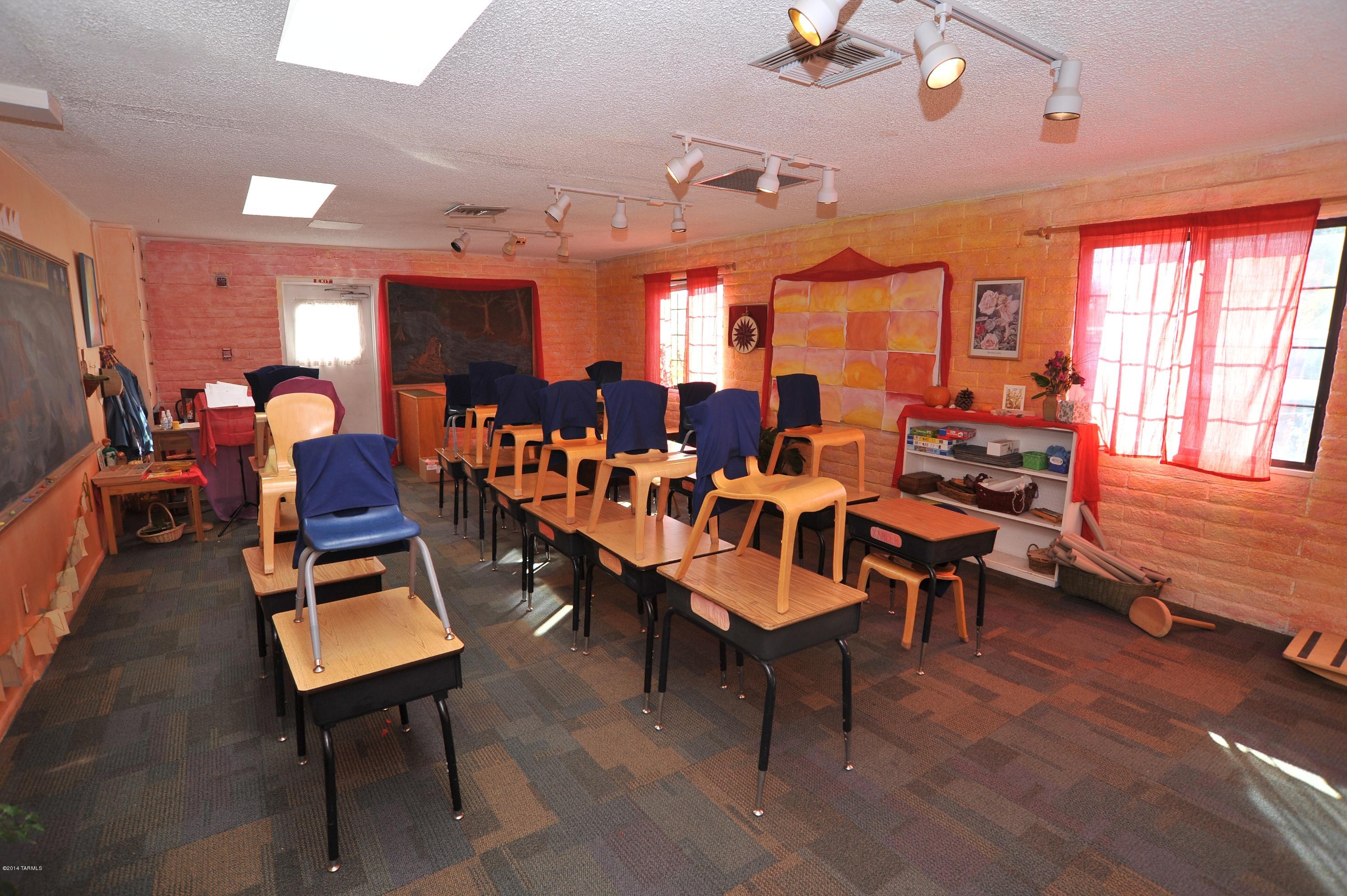 3349 East Presidio Road Tucson, AZ 85716 - Photo 9 of 22 Gallery Image 9