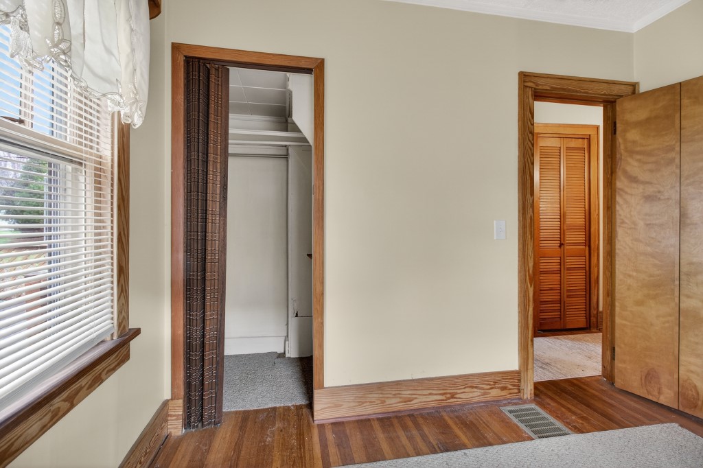 203 Elham Road Gates, NY 14624 - Photo 25 of 47