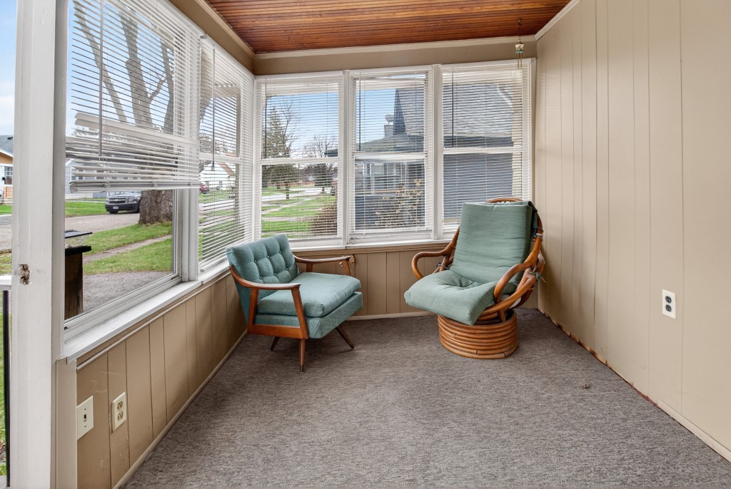 203 Elham Road Gates, NY 14624 - Photo 34 of 47