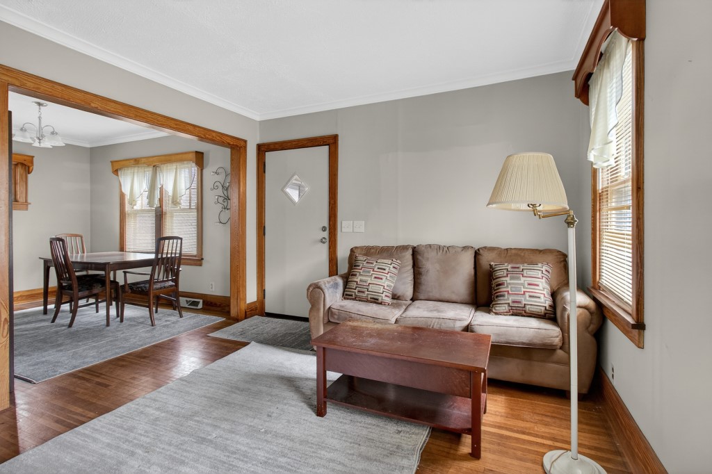 203 Elham Road Gates, NY 14624 - Photo 10 of 47