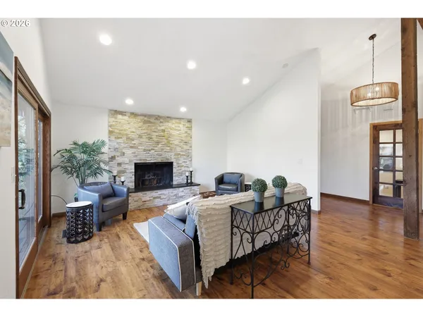 $1,099,000 | 2804 Arline Way, Eugene, OR 97403