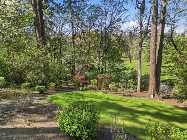 $1,099,000 | 2804 Arline Way, Eugene, OR 97403