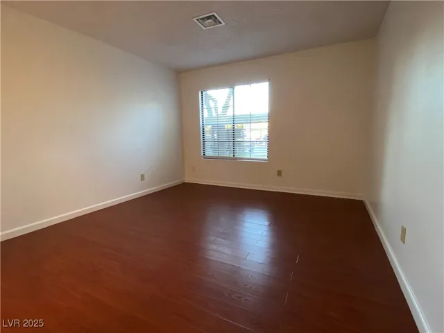 $1,295 | 4872 Nara Vista Way, Unit 104, Las Vegas, NV 89103