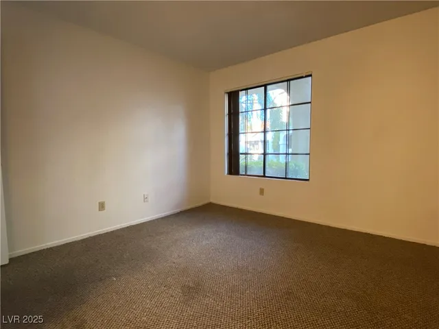 $1,295 | 4872 Nara Vista Way, Unit 104, Las Vegas, NV 89103