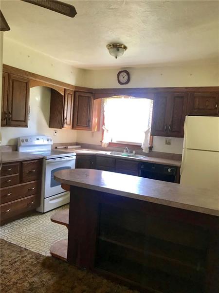 233 East McQuistion Road Butler, PA 16001 - Photo 6 of 11 Gallery Image 6