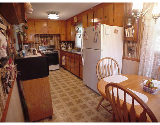 225 Slater Avenue Springfield, MA 01119 - Photo 4 of 6