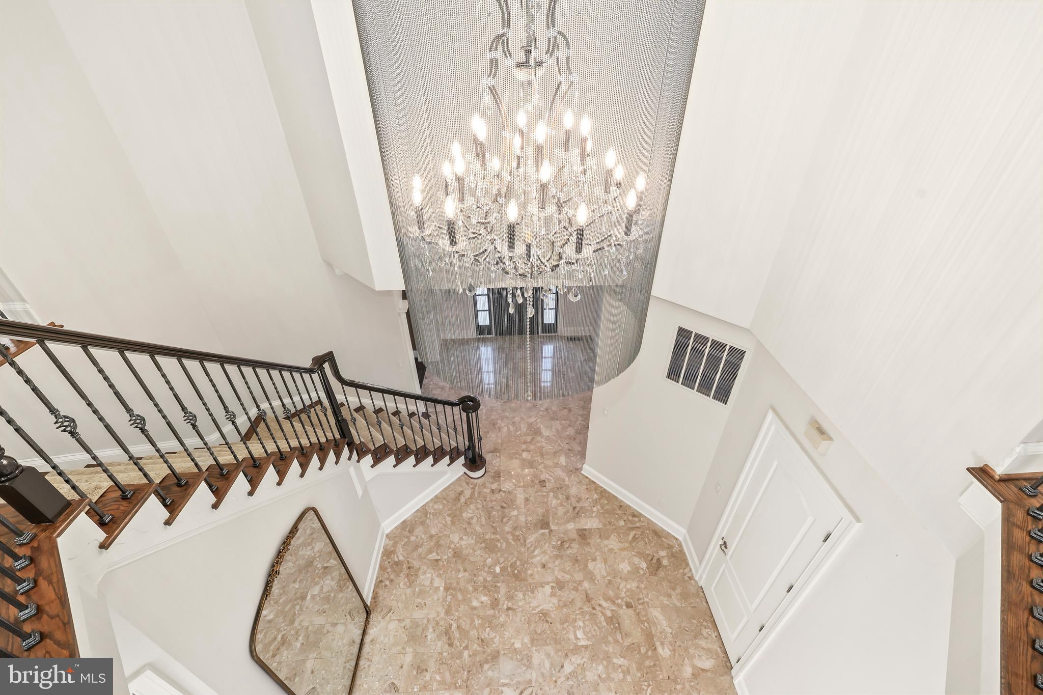 8340 Springhaven Garden Lane McLean, VA 22102 - Photo 31 of 76