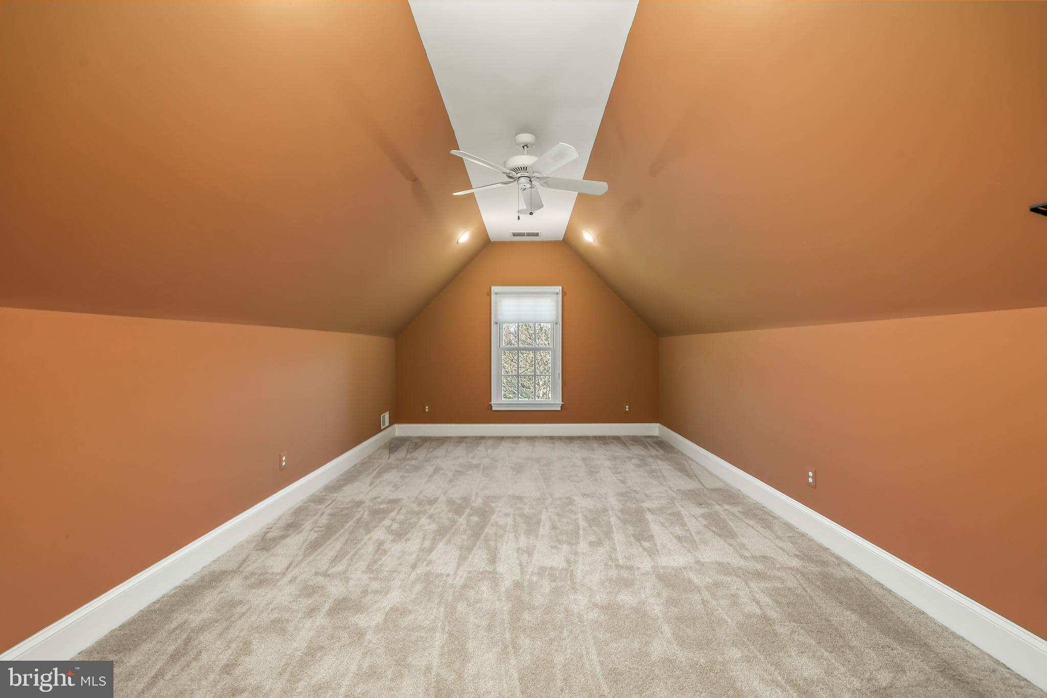 8340 Springhaven Garden Lane McLean, VA 22102 - Photo 42 of 76