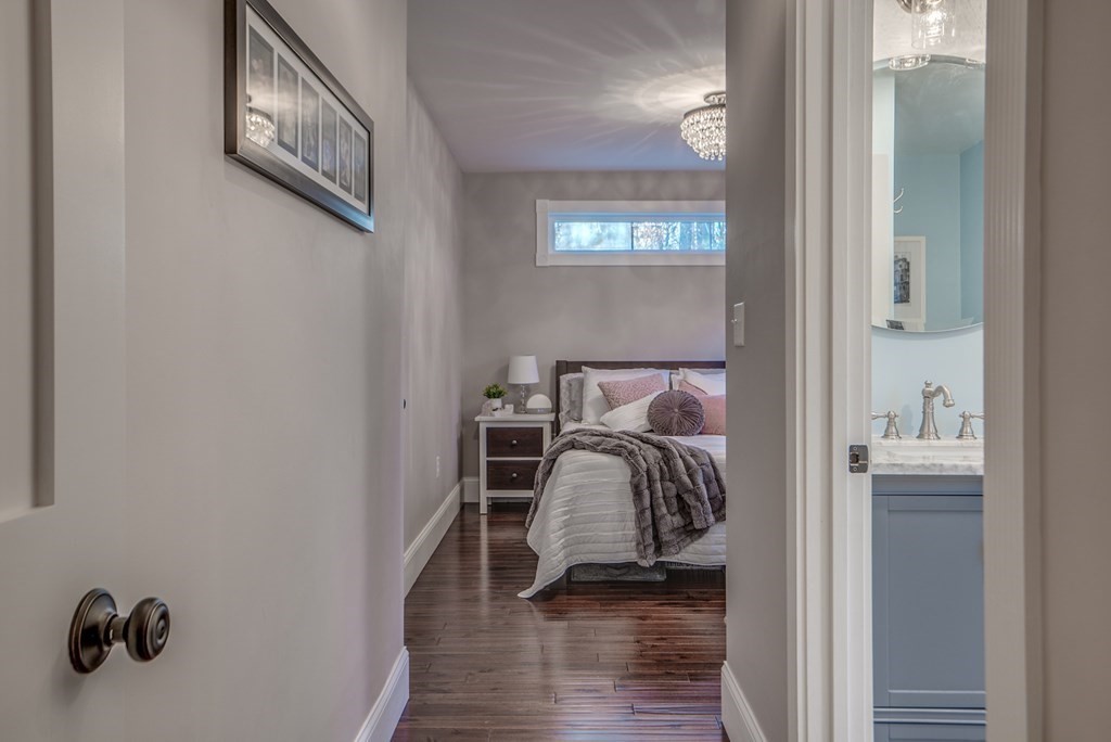 66 Pine Hill Road Bedford, MA 01730 - Photo 15 of 38