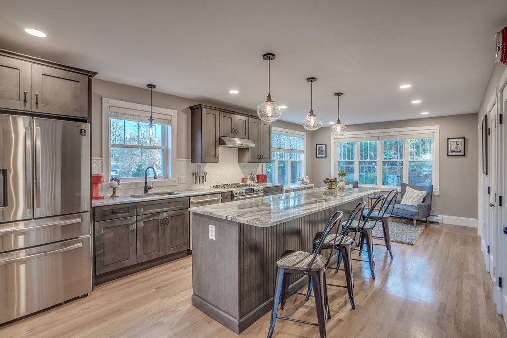 66 Pine Hill Road Bedford, MA 01730 - Photo 2 of 38