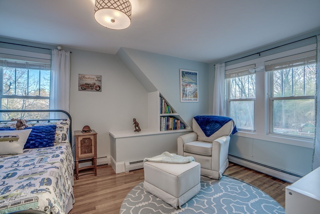 66 Pine Hill Road Bedford, MA 01730 - Photo 22 of 38