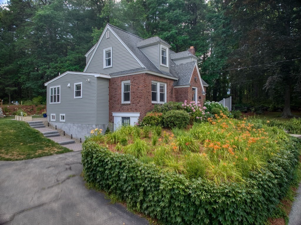 66 Pine Hill Road Bedford, MA 01730 - Photo 30 of 38