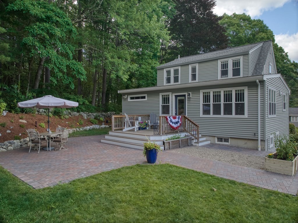 66 Pine Hill Road Bedford, MA 01730 - Photo 32 of 38