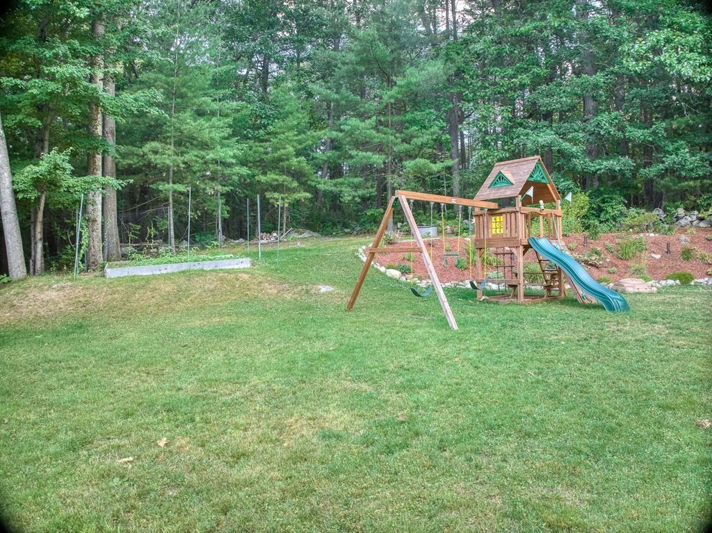 66 Pine Hill Road Bedford, MA 01730 - Photo 35 of 38