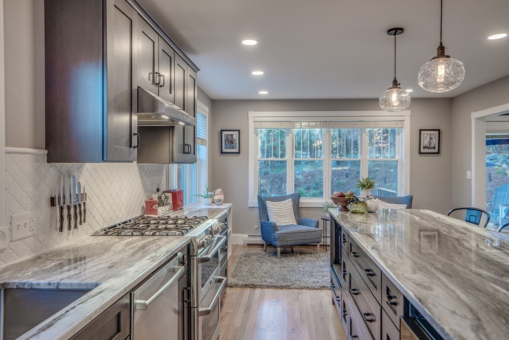 66 Pine Hill Road Bedford, MA 01730 - Photo 6 of 38