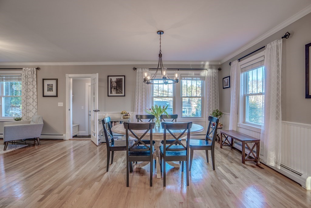 66 Pine Hill Road Bedford, MA 01730 - Photo 10 of 38