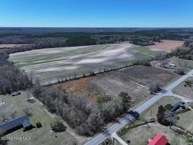 $320,000 | 53 Hwy E Kelly Nc 28448 Highway East, Kelly, NC 28448