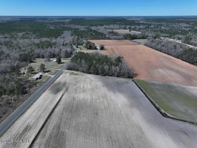 $320,000 | 53 Hwy E Kelly Nc 28448 Highway East, Kelly, NC 28448