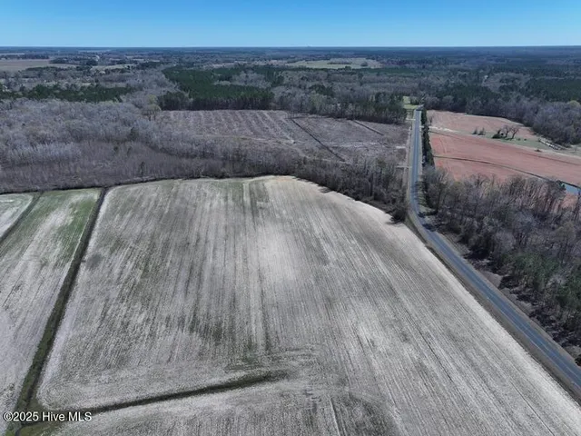 $320,000 | 53 Hwy E Kelly Nc 28448 Highway East, Kelly, NC 28448