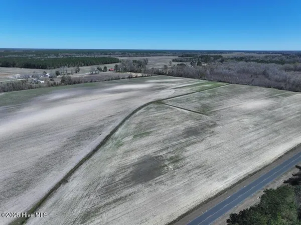 $320,000 | 53 Hwy E Kelly Nc 28448 Highway East, Kelly, NC 28448