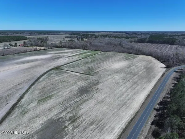 $320,000 | 53 Hwy E Kelly Nc 28448 Highway East, Kelly, NC 28448