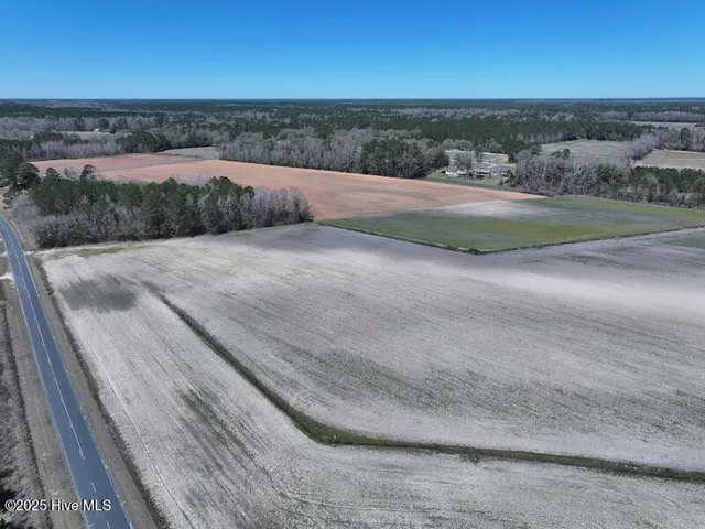 $320,000 | 53 Hwy E Kelly Nc 28448 Highway East, Kelly, NC 28448
