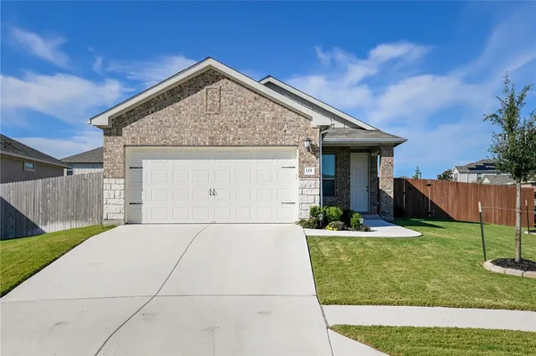 $2,100 | 125 Otella Street, Georgetown, TX 78628