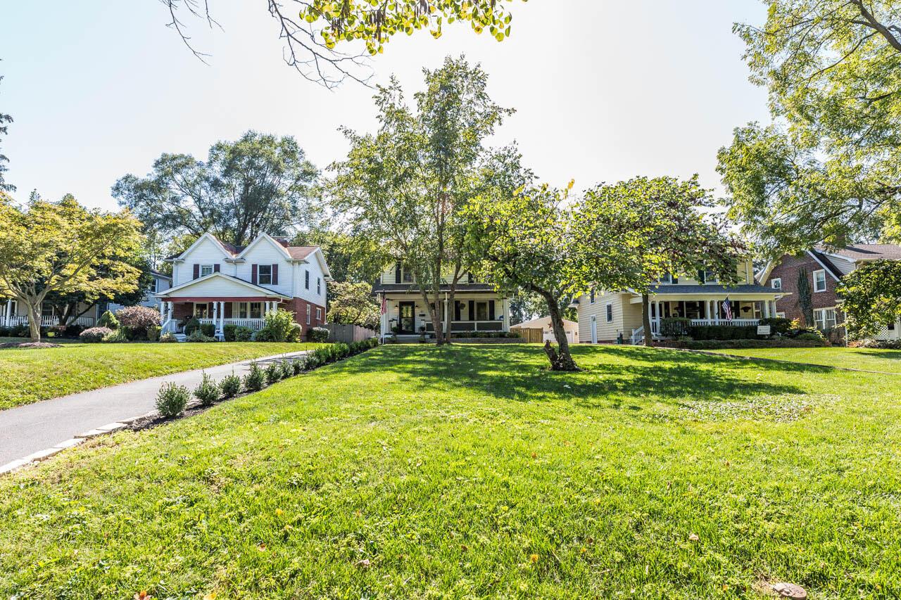 81 East Torrence Road Columbus, OH 43214 - Photo 6 of 56 Gallery Image 6