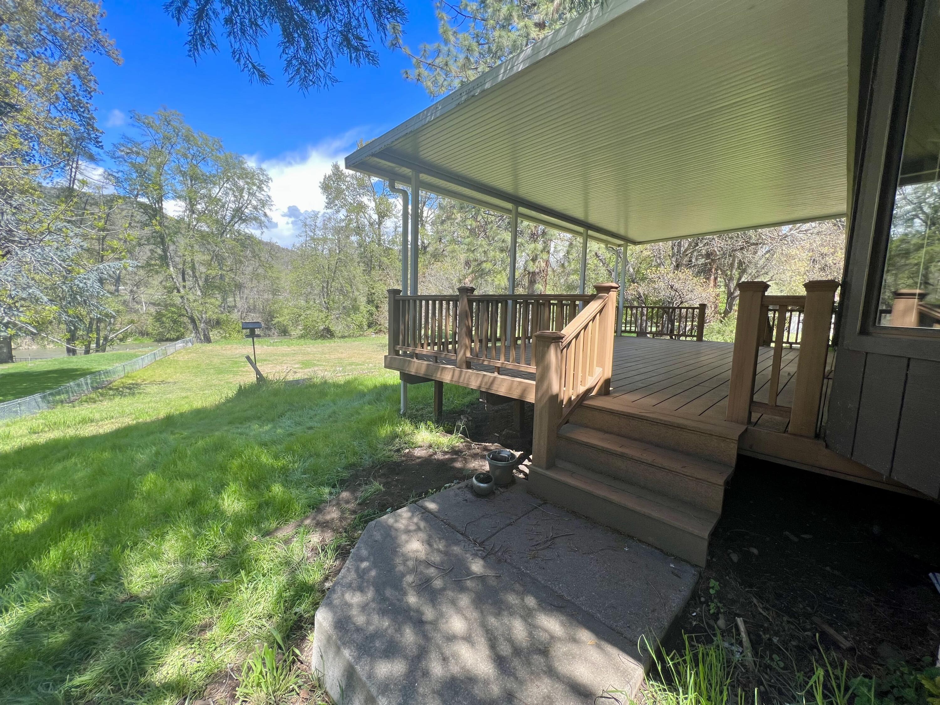 2394 Lampman Road Gold Hill, OR 97525 - Photo 5 of 38 IMG_4221