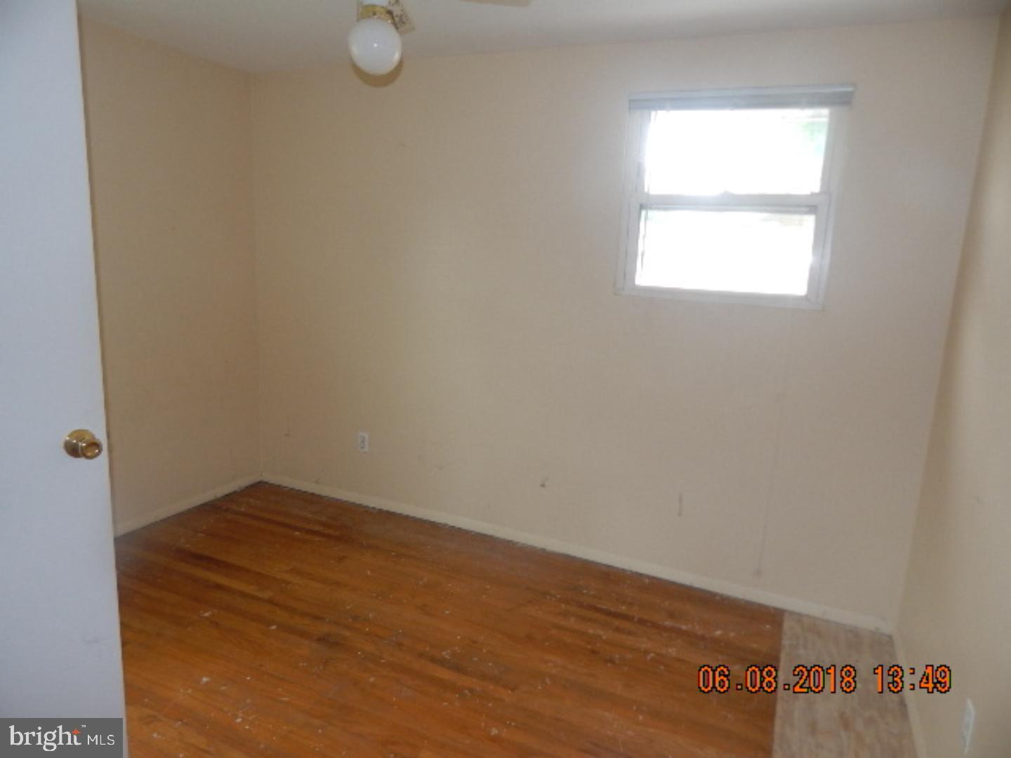 211 Somerset Road Woodbury, NJ 08096 - Photo 11 of 12 Gallery Image 11