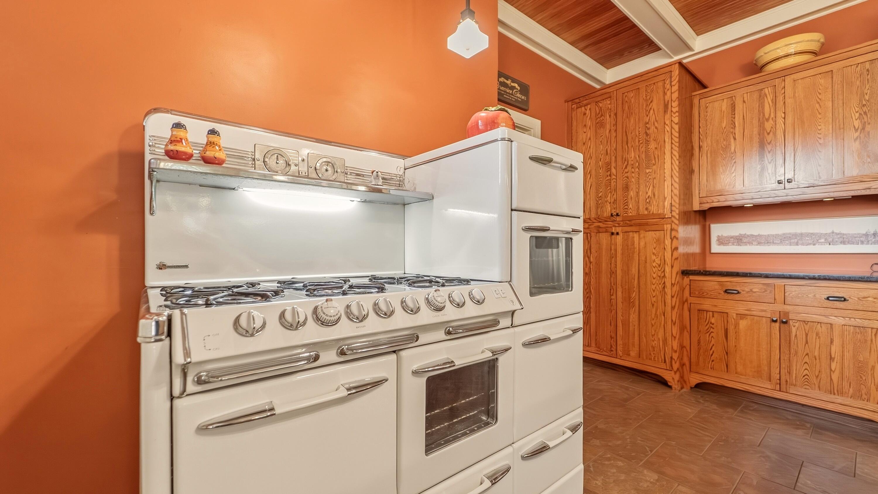 498 South Court Street Crown Point, IN 46307 - Photo 11 of 43 3000x1687