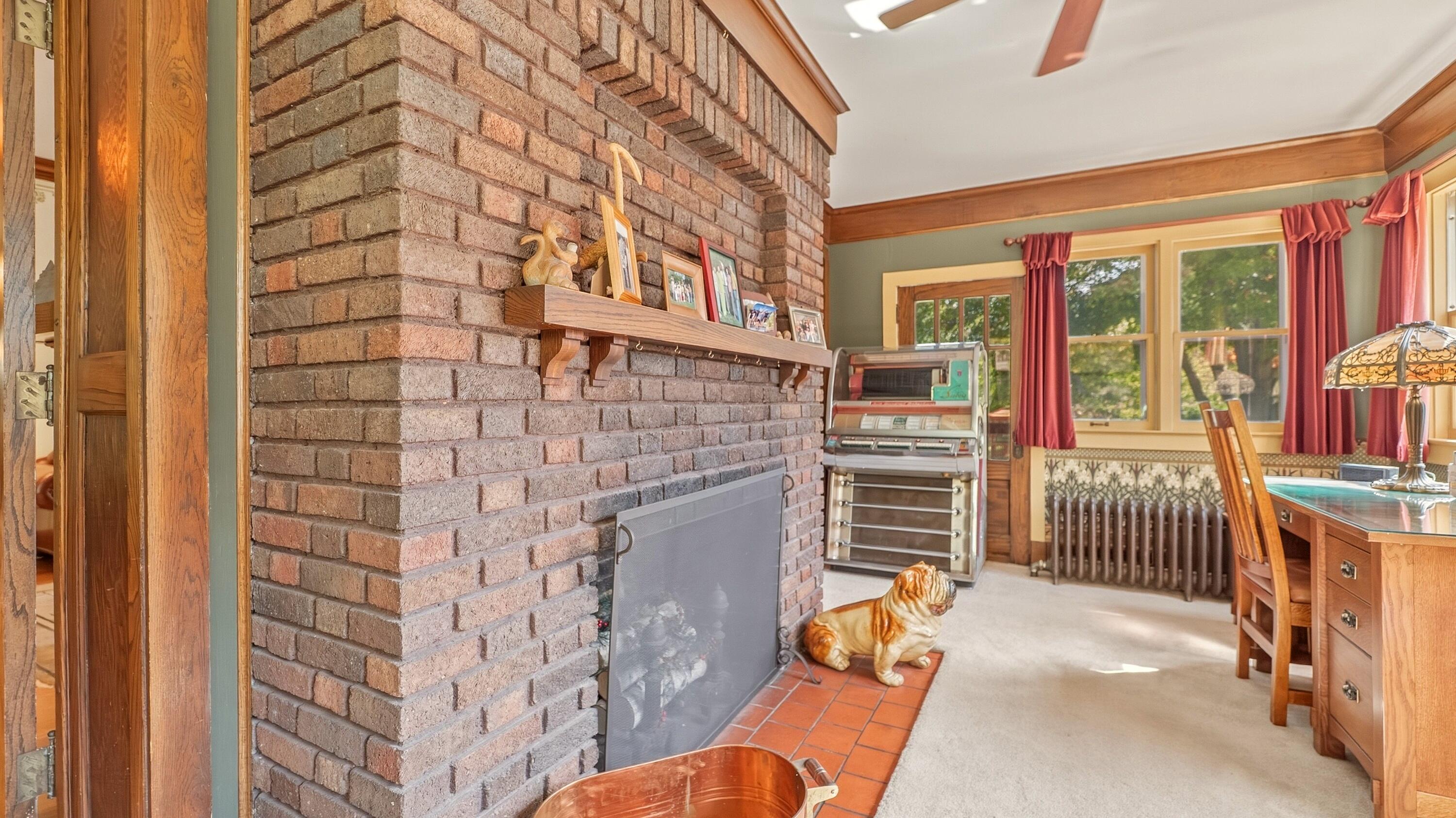 498 South Court Street Crown Point, IN 46307 - Photo 24 of 43 3000x1687