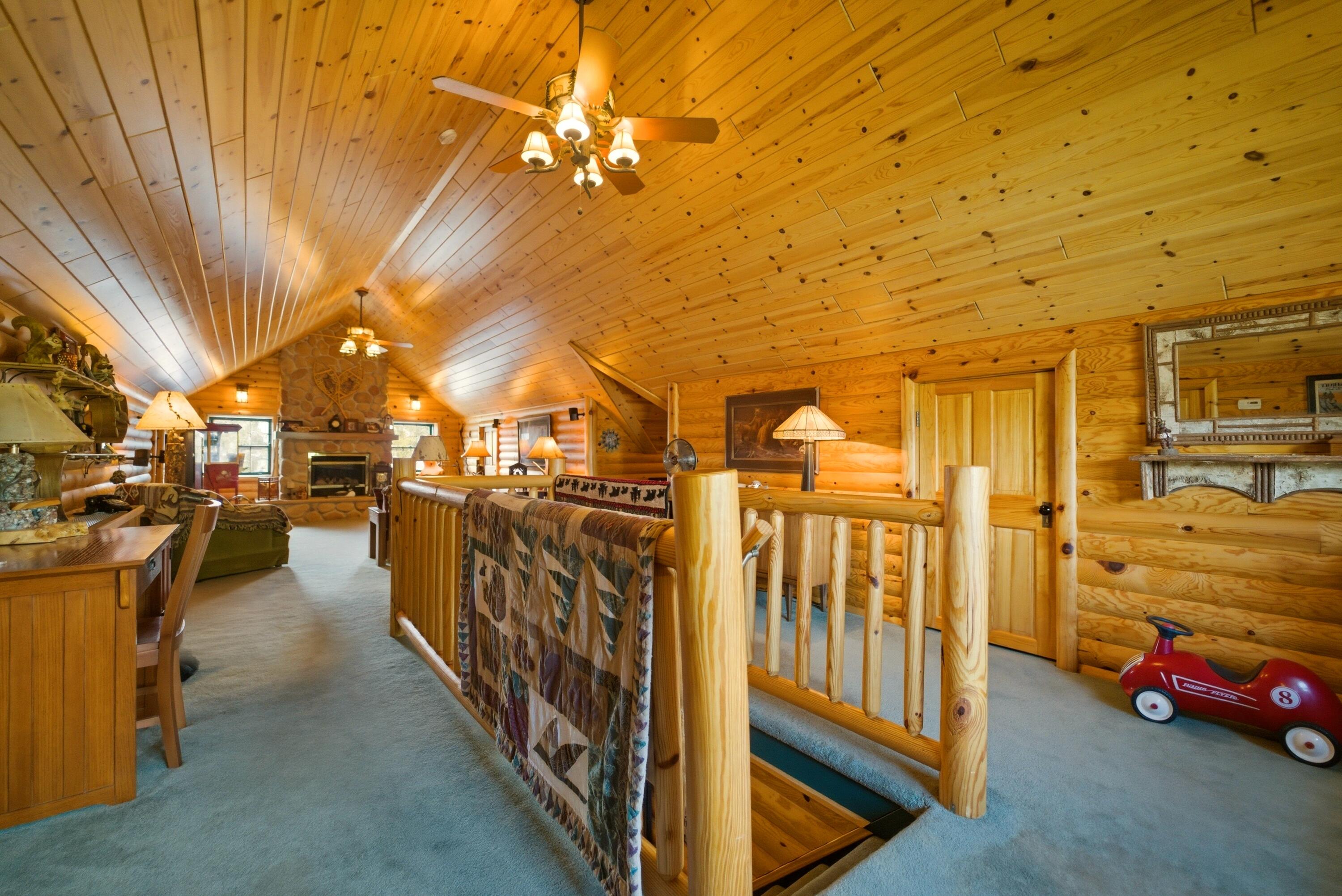 498 South Court Street Crown Point, IN 46307 - Photo 33 of 43 3000x2005