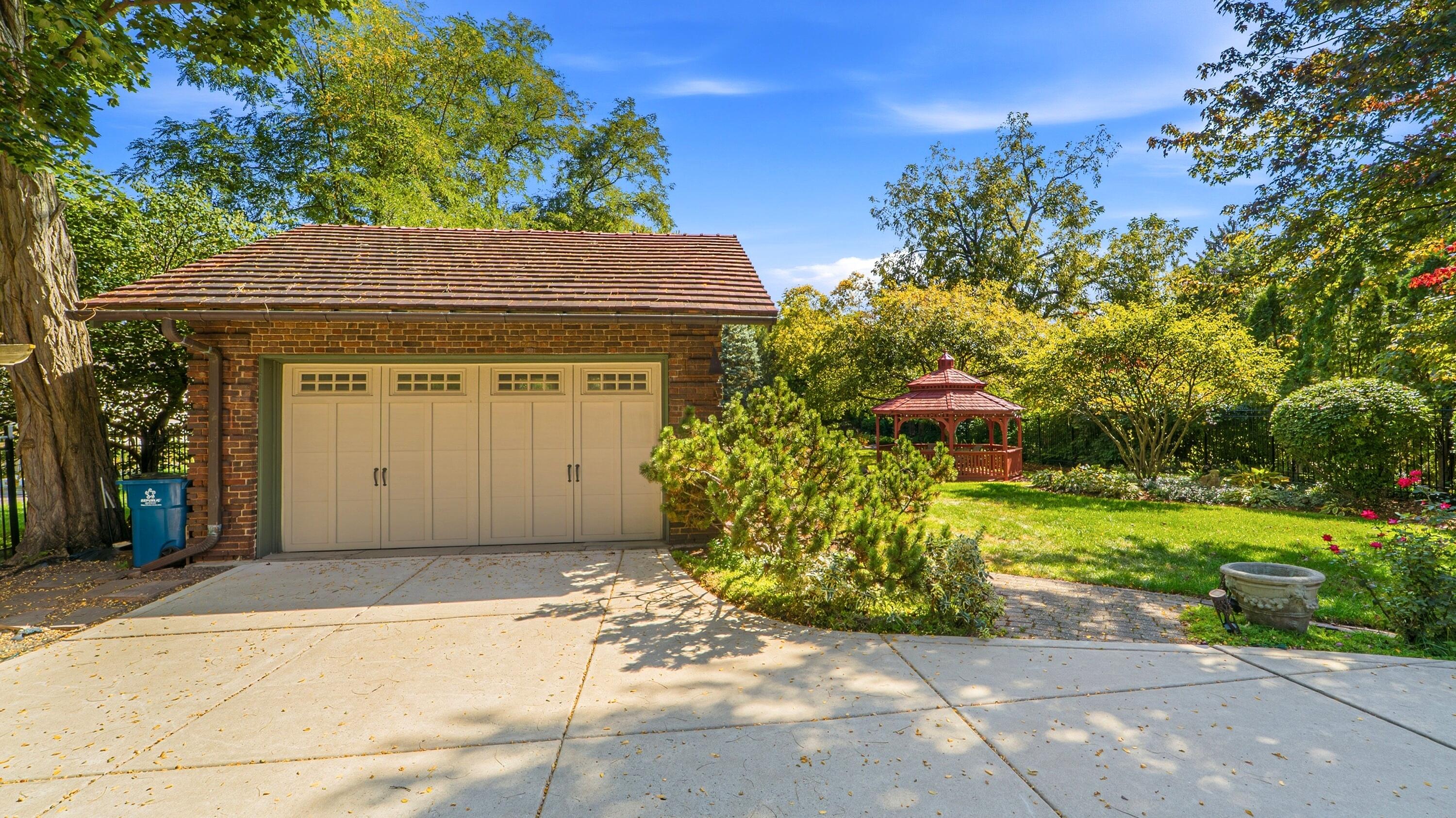 498 South Court Street Crown Point, IN 46307 - Photo 39 of 43 3000x1687