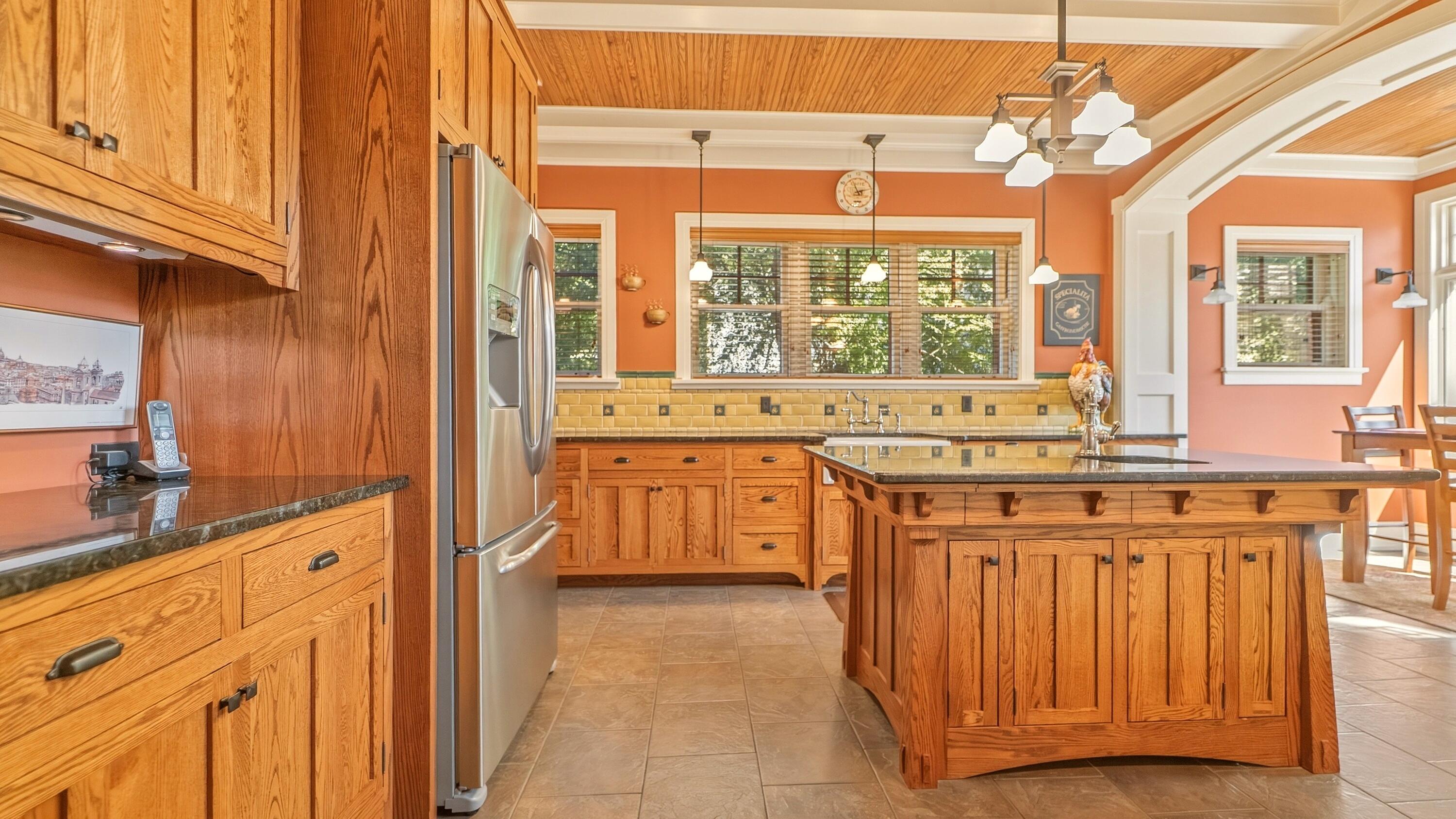 498 South Court Street Crown Point, IN 46307 - Photo 7 of 43 3000x1687