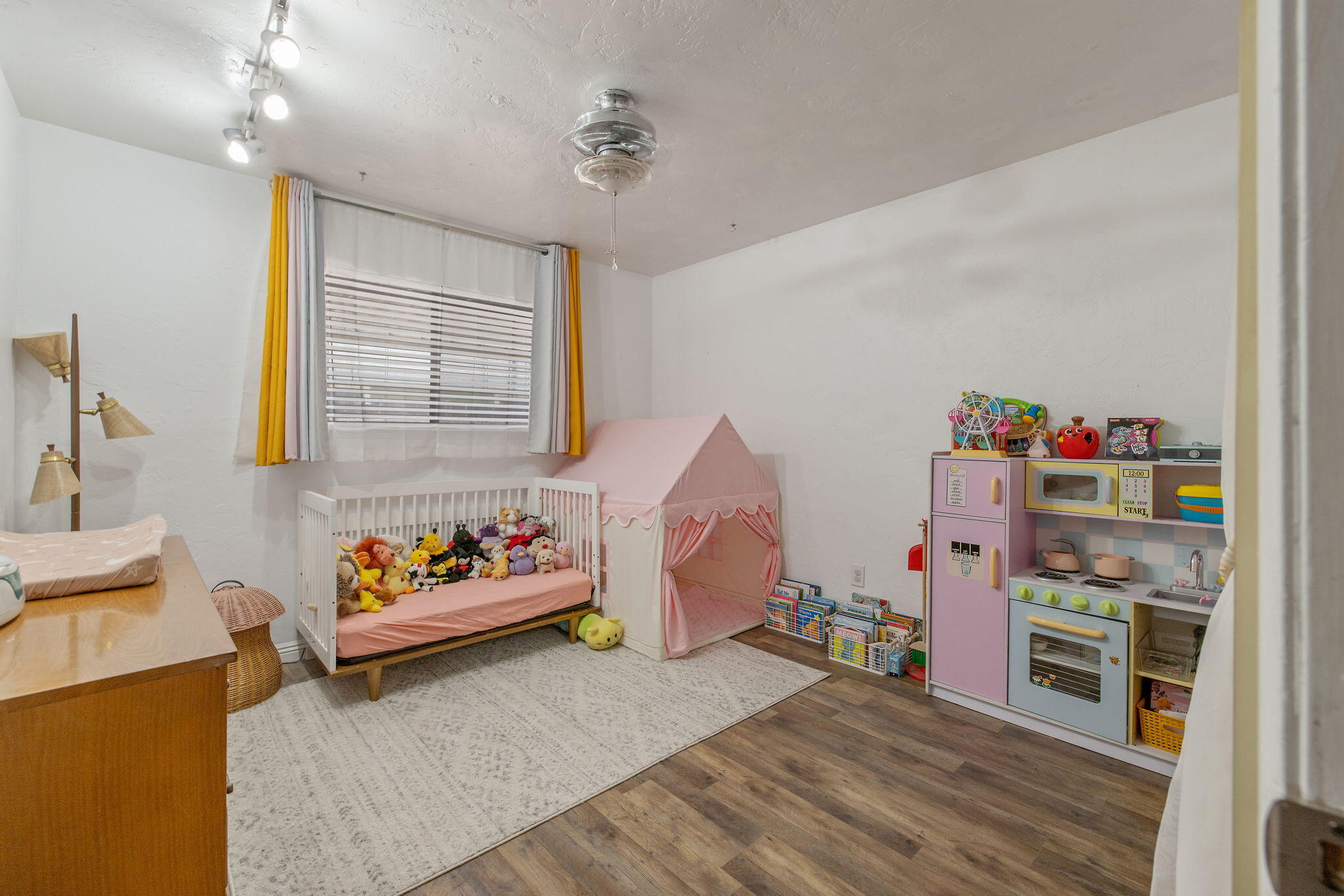 700 West Pine Street Exeter, CA 93221 - Photo 27 of 67