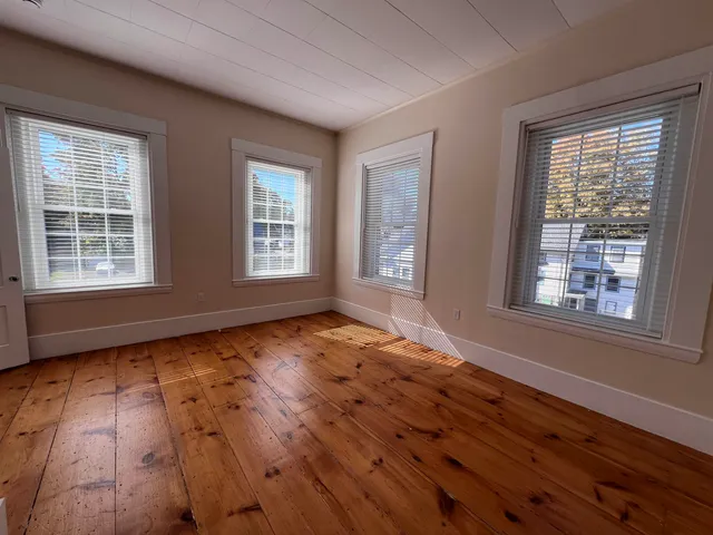 $2,975 | 9 Forest Street, Unit 4, Exeter, NH 03833